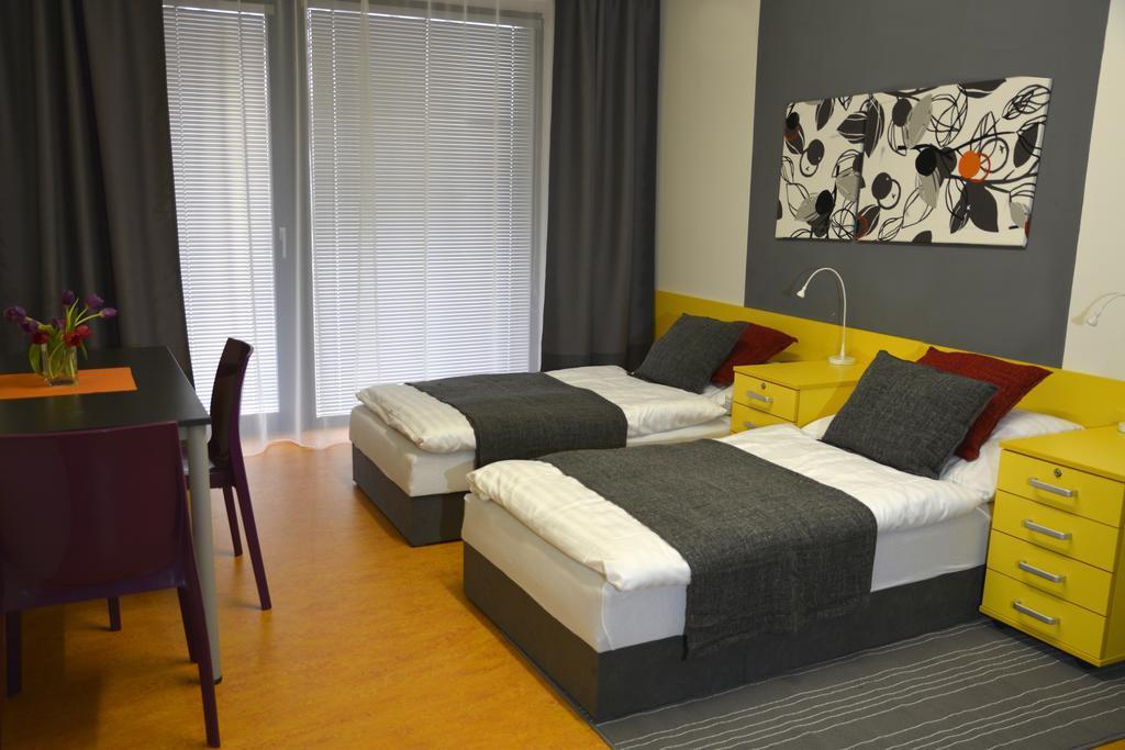 Campea Aparthotel Brno Habitación foto